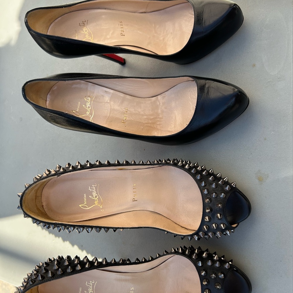 Leather pumps